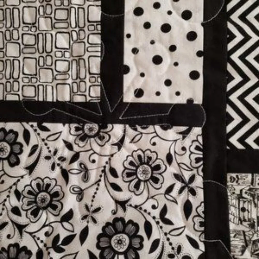 Contemporary Black & White Pieced Bed Quilt 70